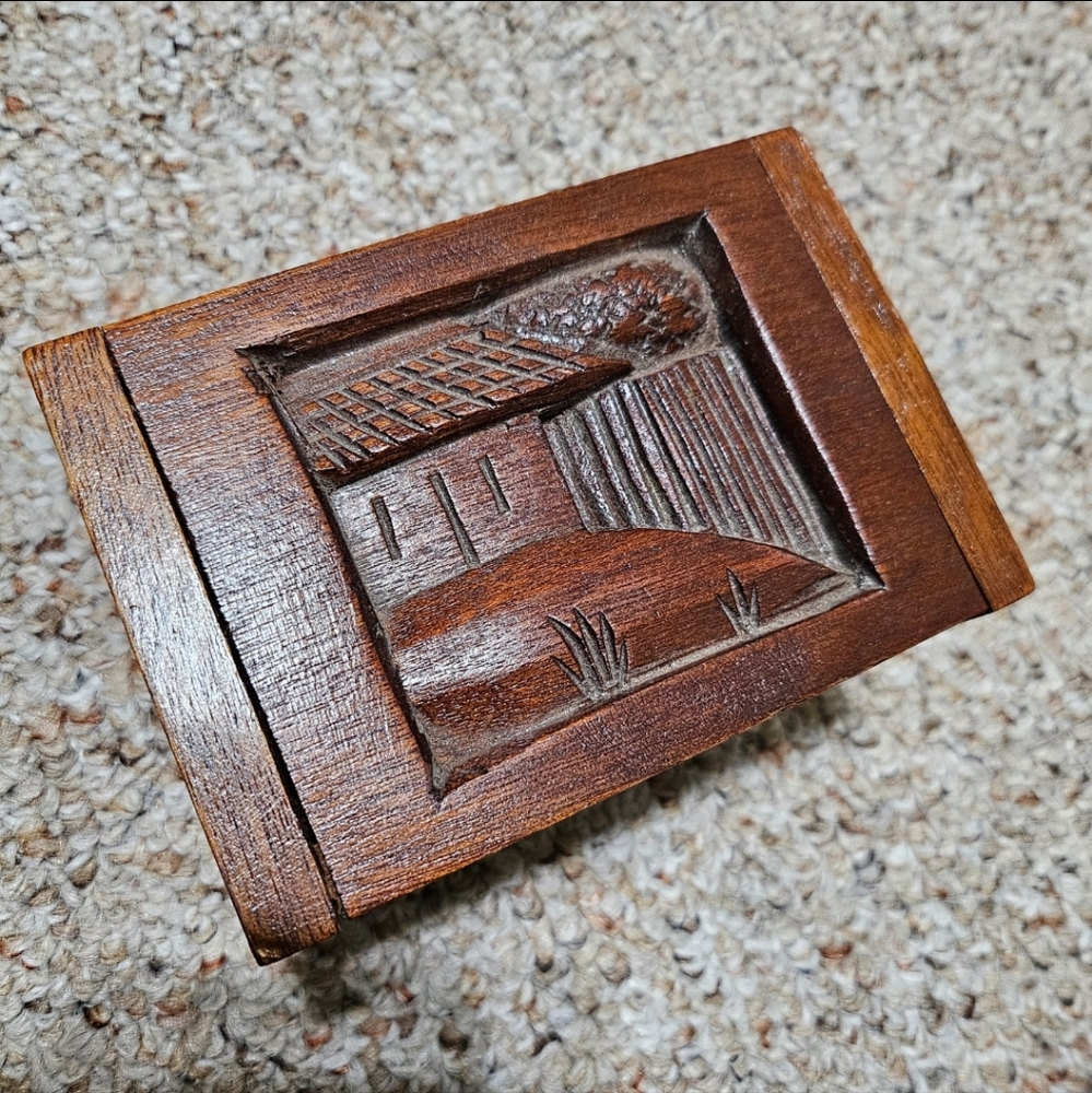 Handmade Wood Carved Box - Picture 3 of 9